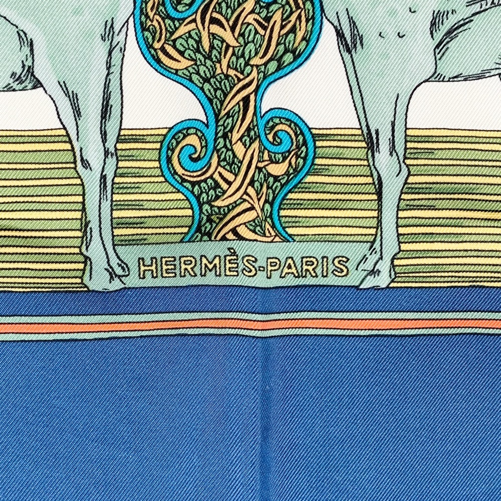 Hermès “Au FIL de la SOIE” Scarf - Picture 3 of 10